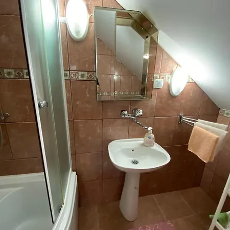 Sud ,,antal I Olga,, Alojamento de Acomodação e Pequeno-almoço Skorenovac